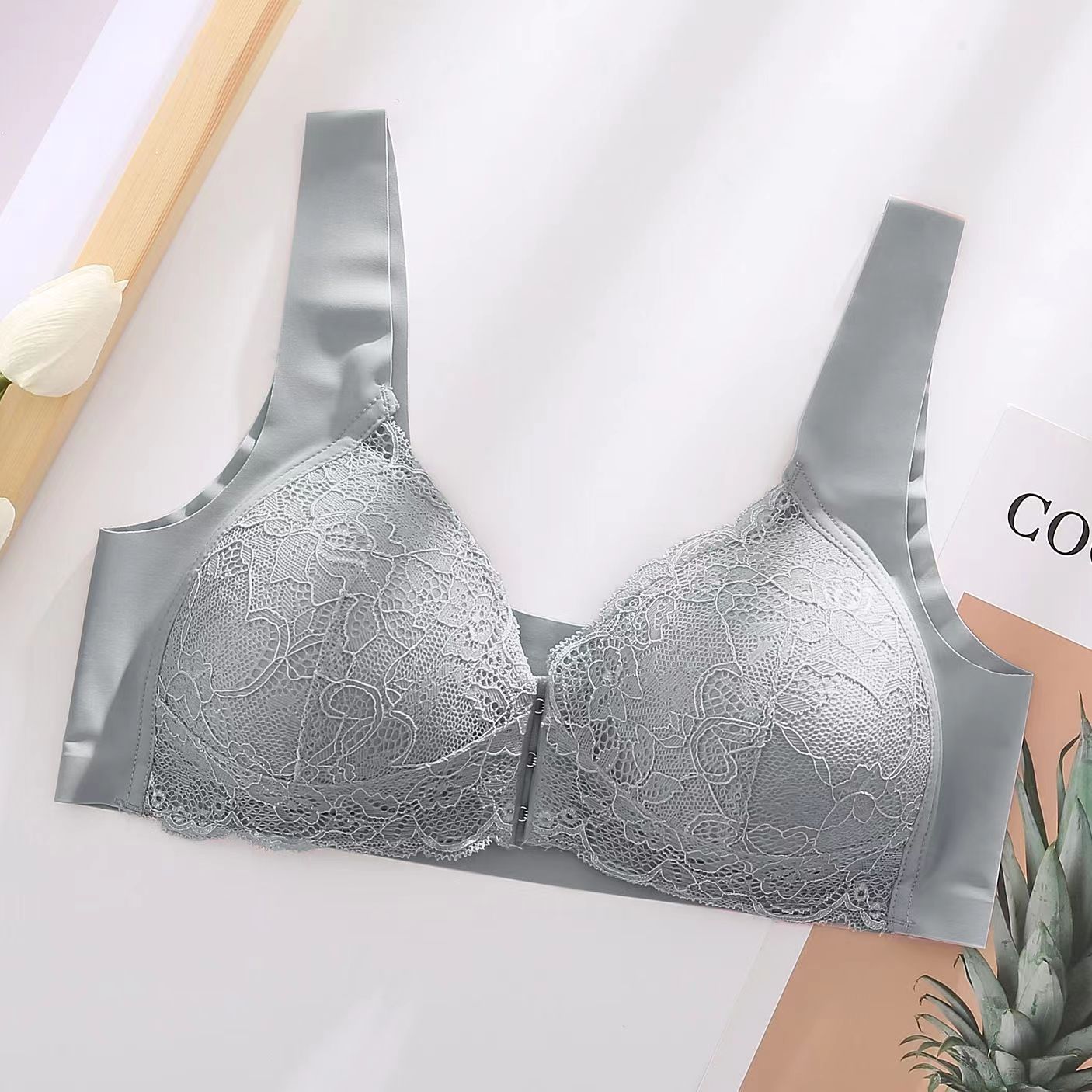 Soutien-gorge brassière en dentelle sans armatures avec fermeture devant et bretelles larges pour femme – Zrengo